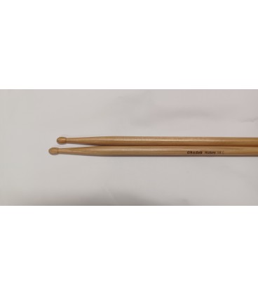 Gładek pałki do perkusji Hickory 135 C